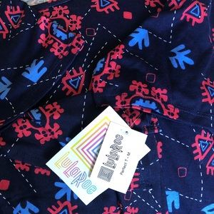 Lularoe perfect Tee navy background